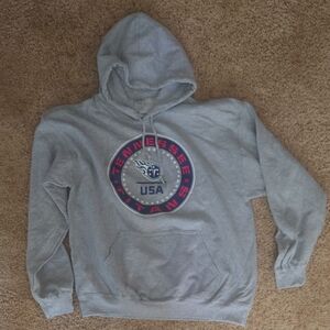 BNWOT Tennessee Titans Hoodie Large